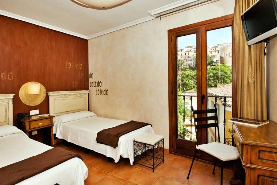 Hotel Yit Puerta Bisagra à Tolède Extérieur photo