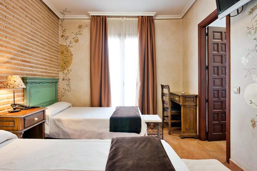 Hotel Yit Puerta Bisagra à Tolède Extérieur photo
